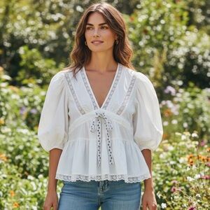 NIBI MTK Lace Ruffle White Blouse Top